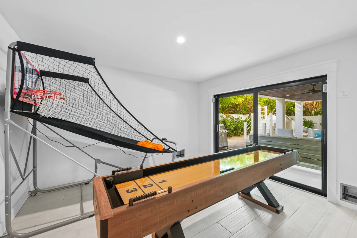 Wander Lido Key Escape #7