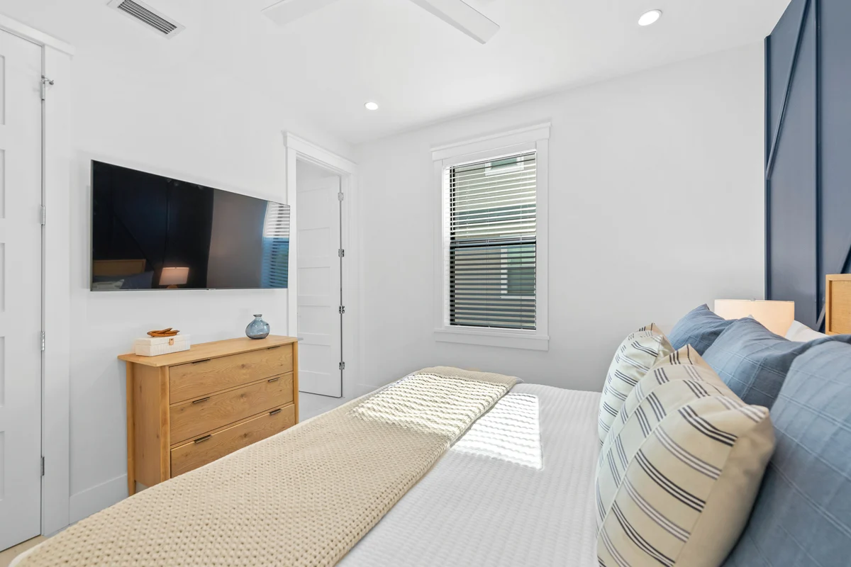 Wander Lido Key Escape #54