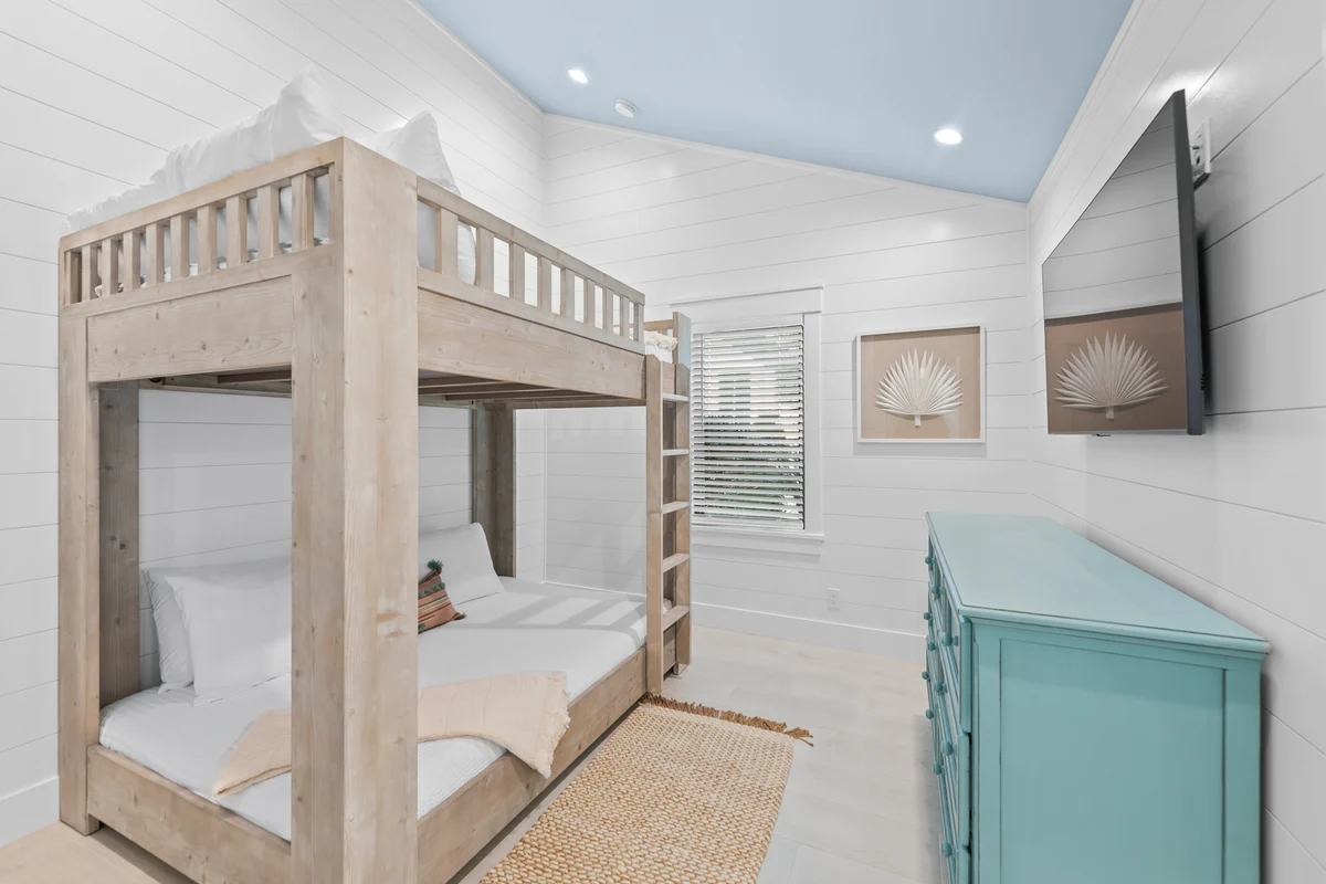 Wander Lido Key Escape #44