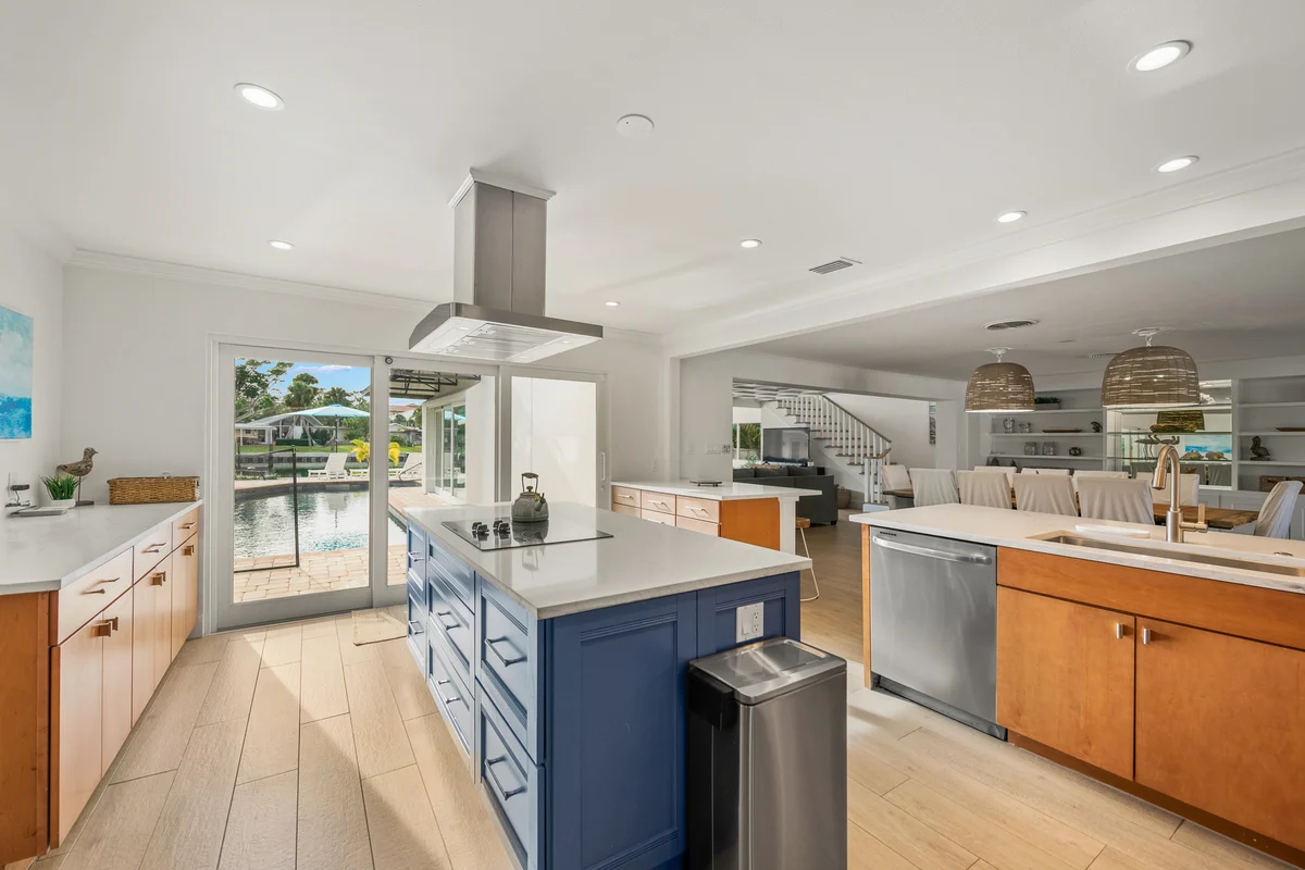 Wander Lido Key Glow #51