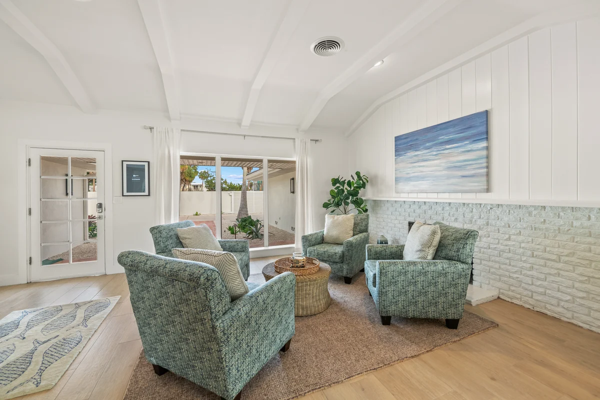 Wander Lido Key Glow #33