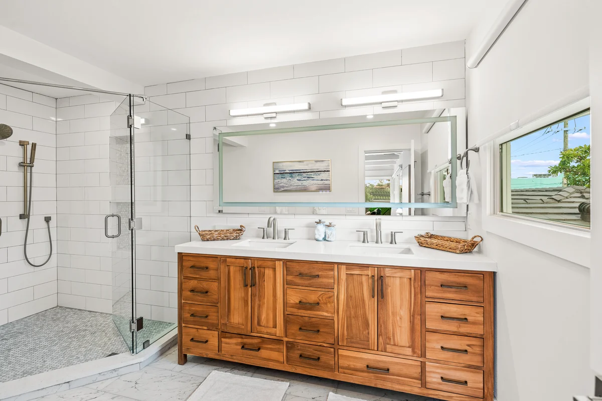 Wander Lido Key Glow #34