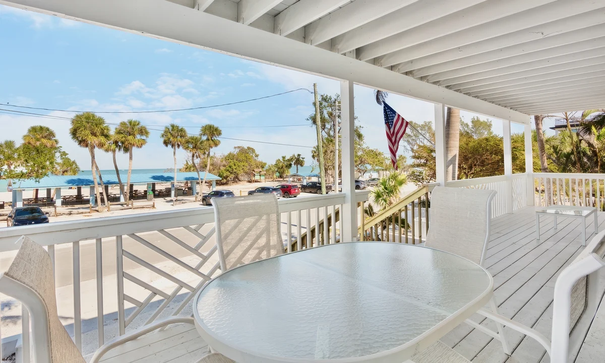 Wander Anna Maria Retreat