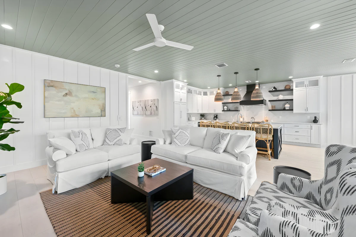 Wander Lido Key Escape