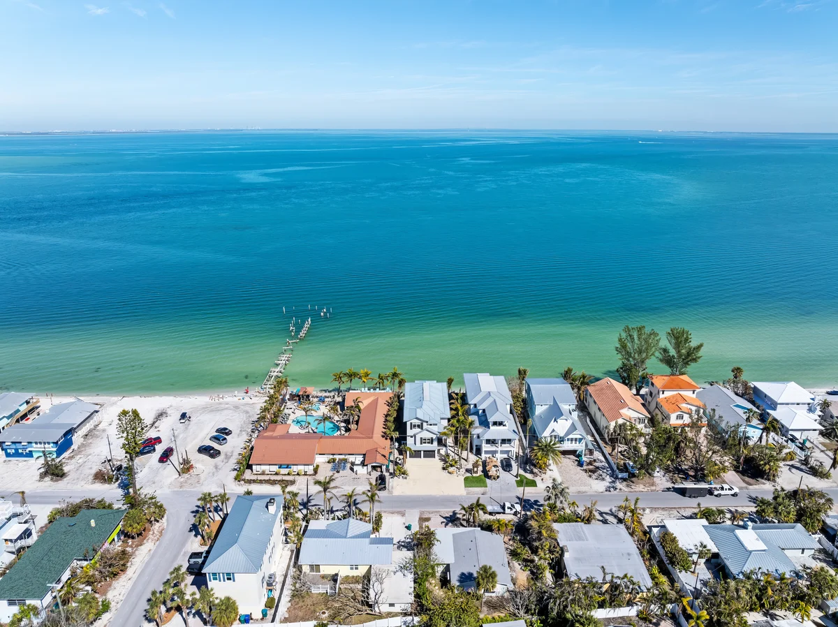 Wander Anna Maria Bay