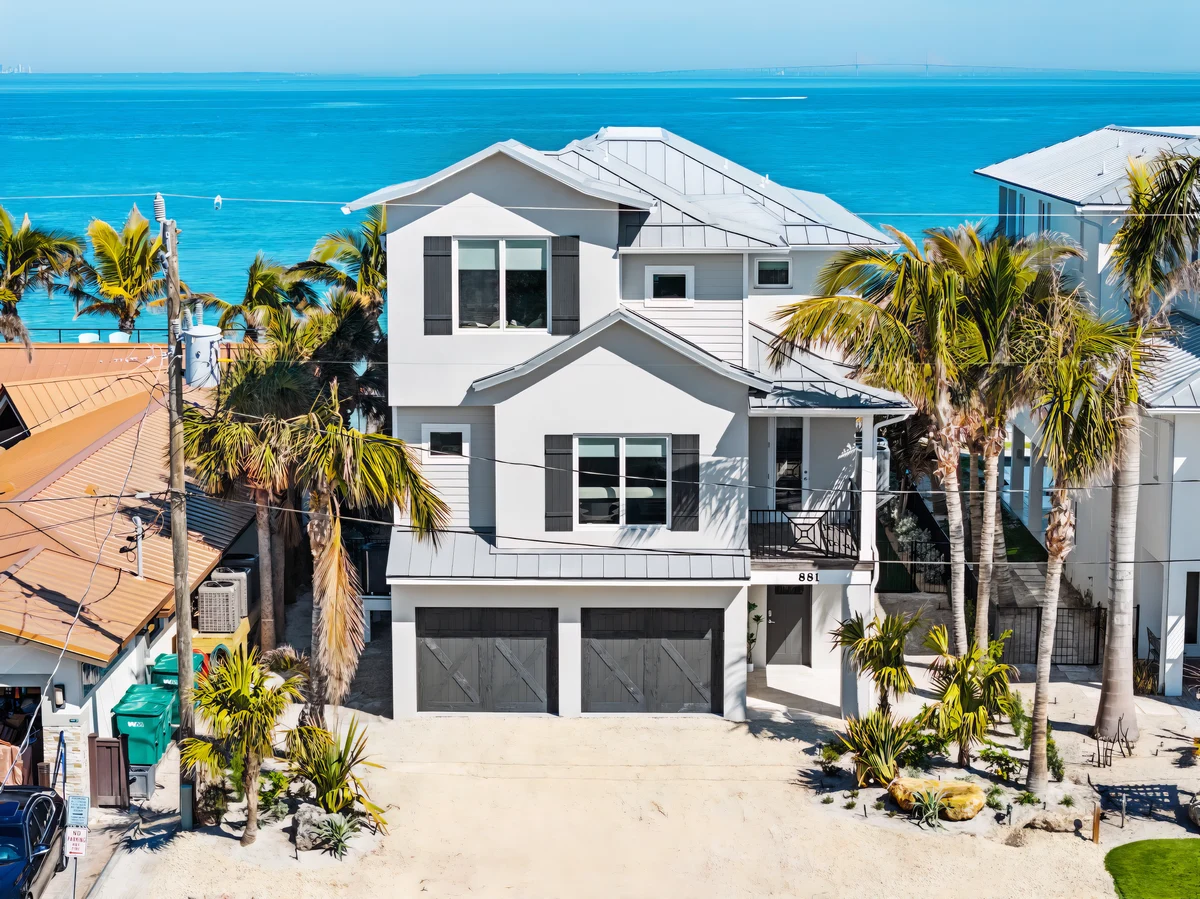 Wander Anna Maria Bay