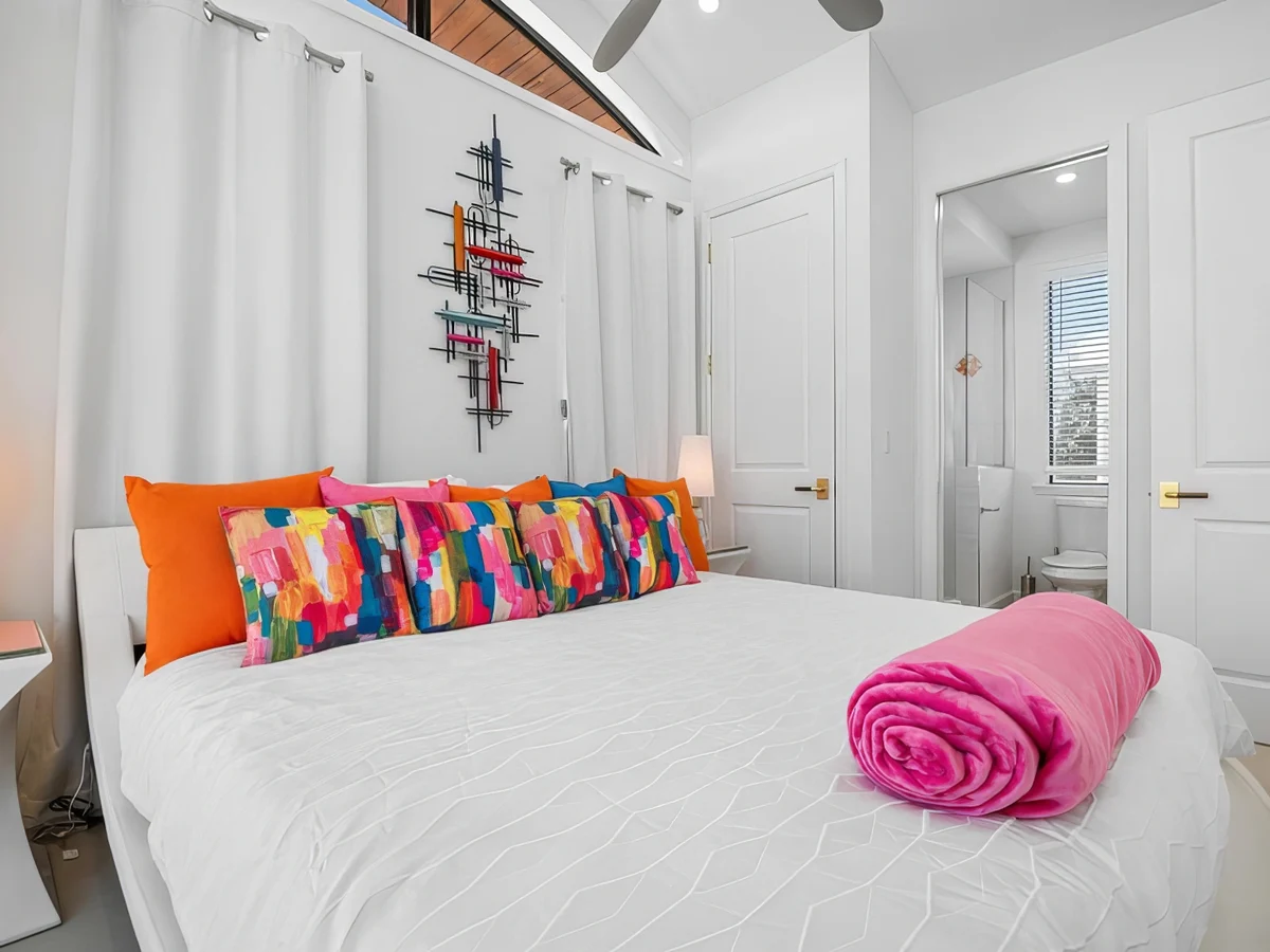 Wander Holmes Beach Sands #21