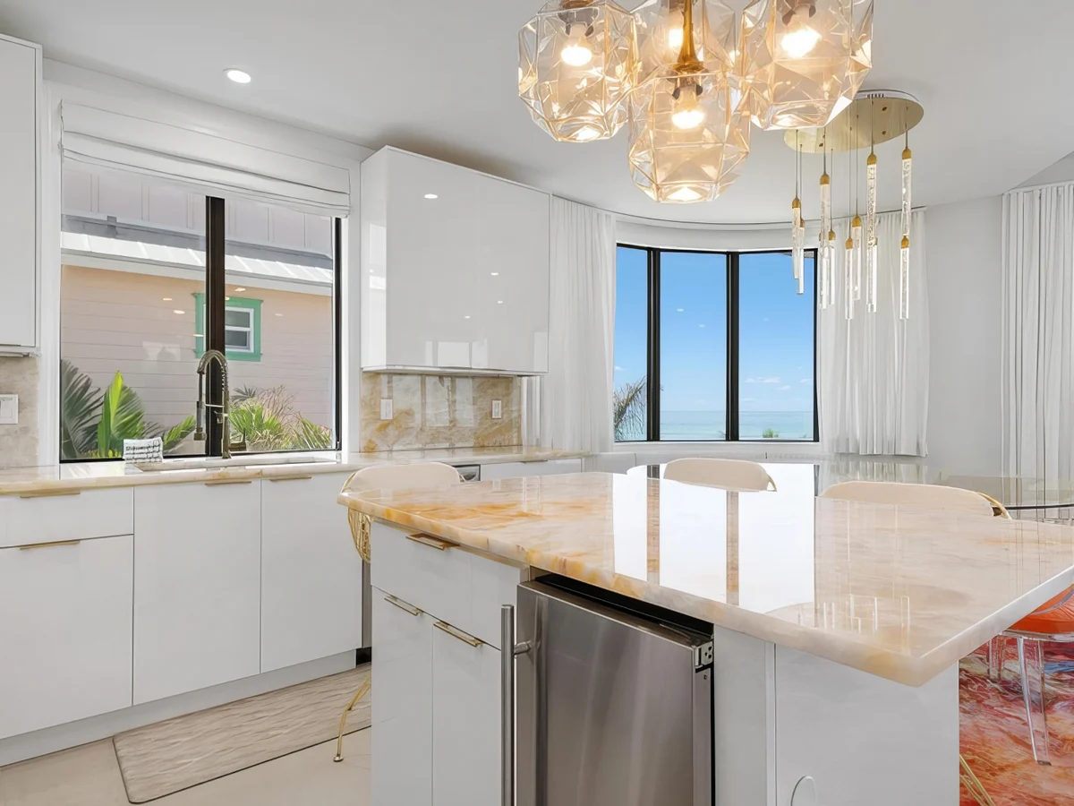 Wander Holmes Beach Sands #23