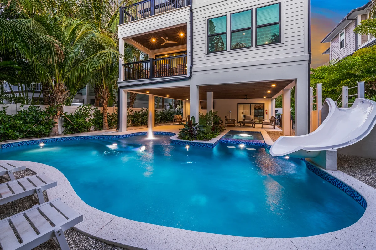 Wander Lido Key Escape #2