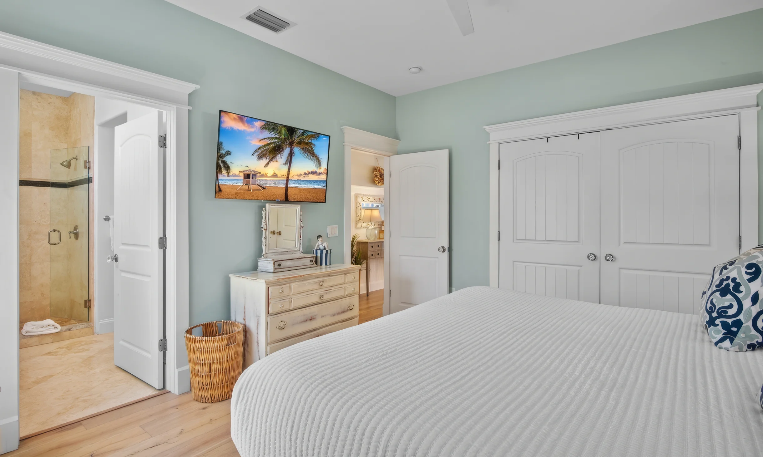 Wander Holmes Beach Glow #25