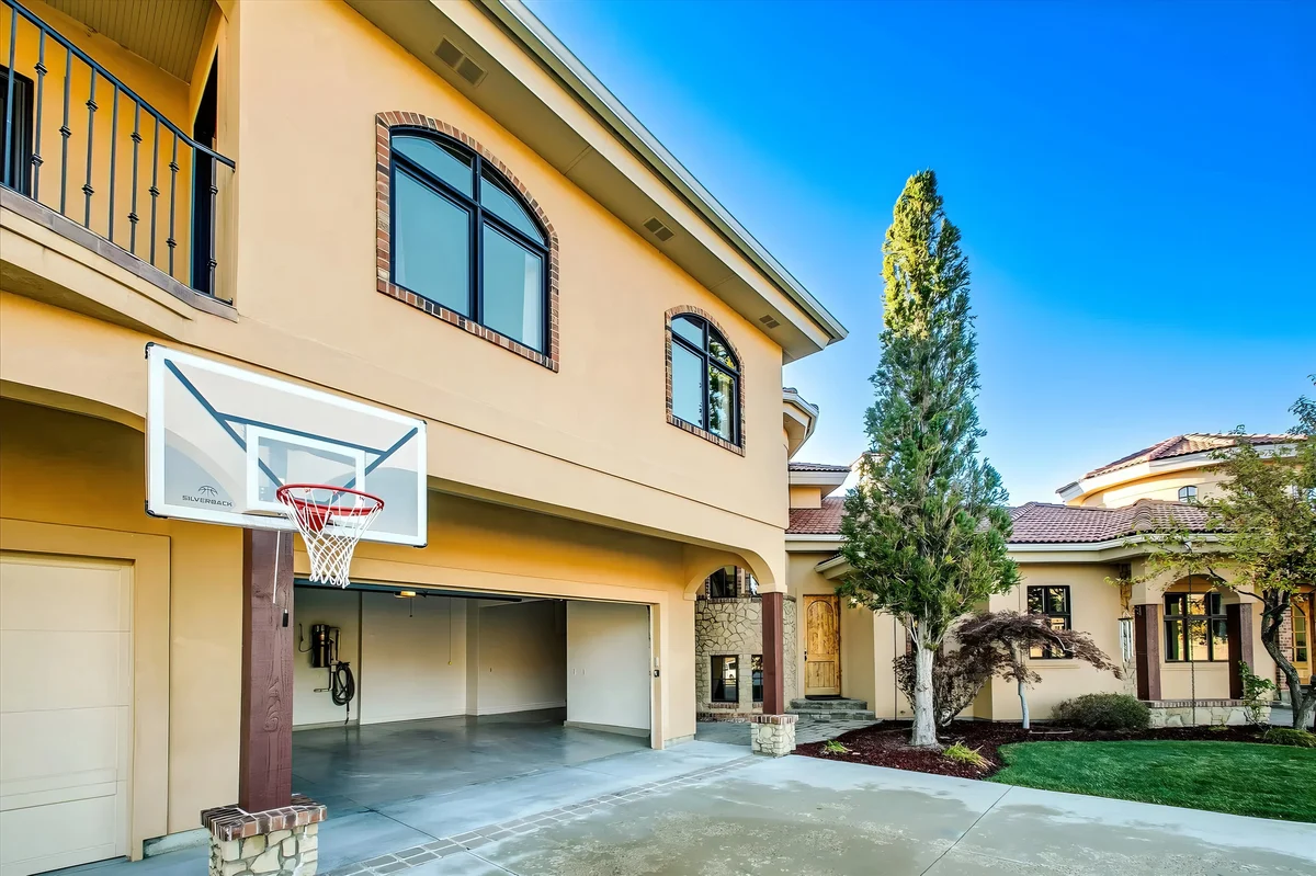 Wander Boise Canyons