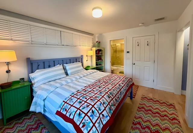Bedroom 2 image 1