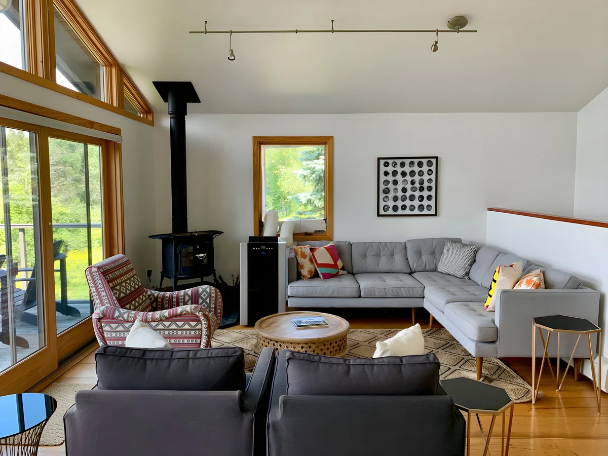 Home in Hillsdale property photo 2