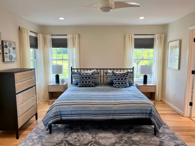 Bedroom 1 image 1