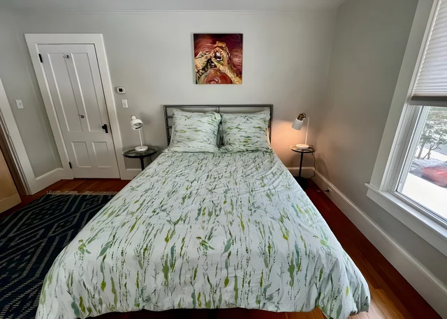 Bedroom 1 image 1