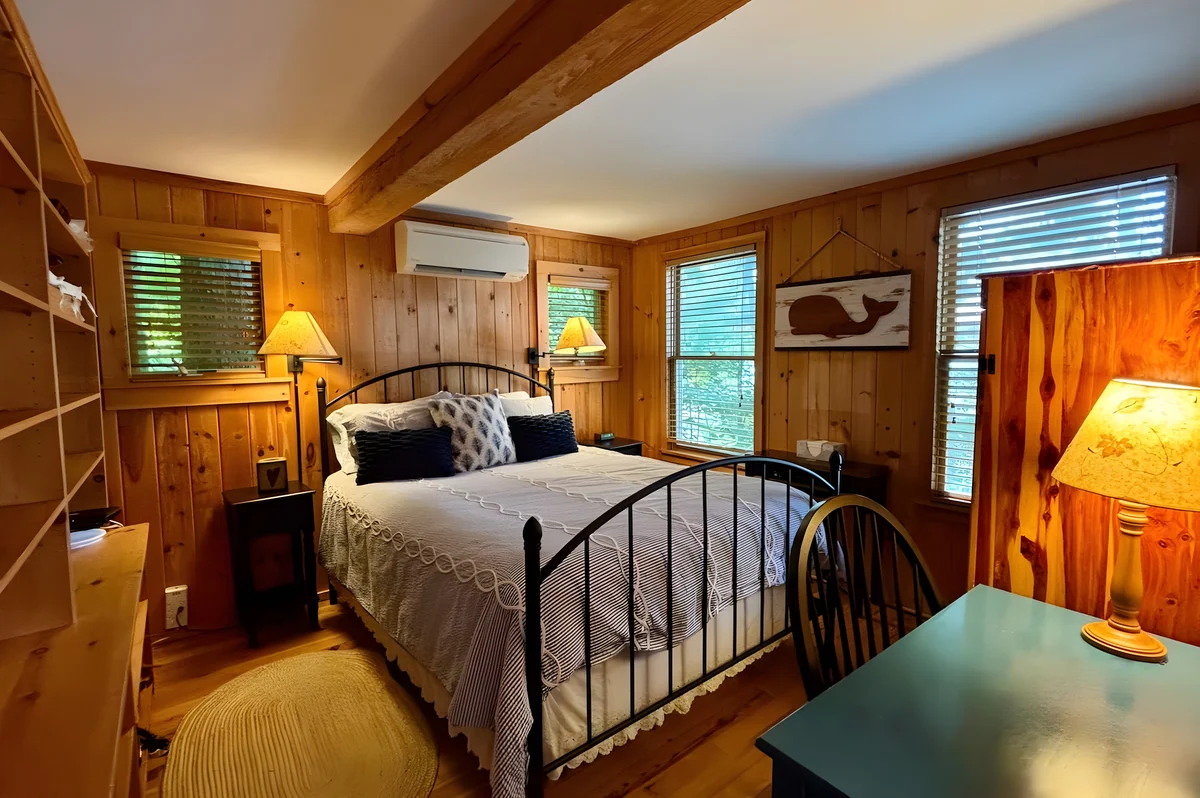 Bedroom 1 image 1