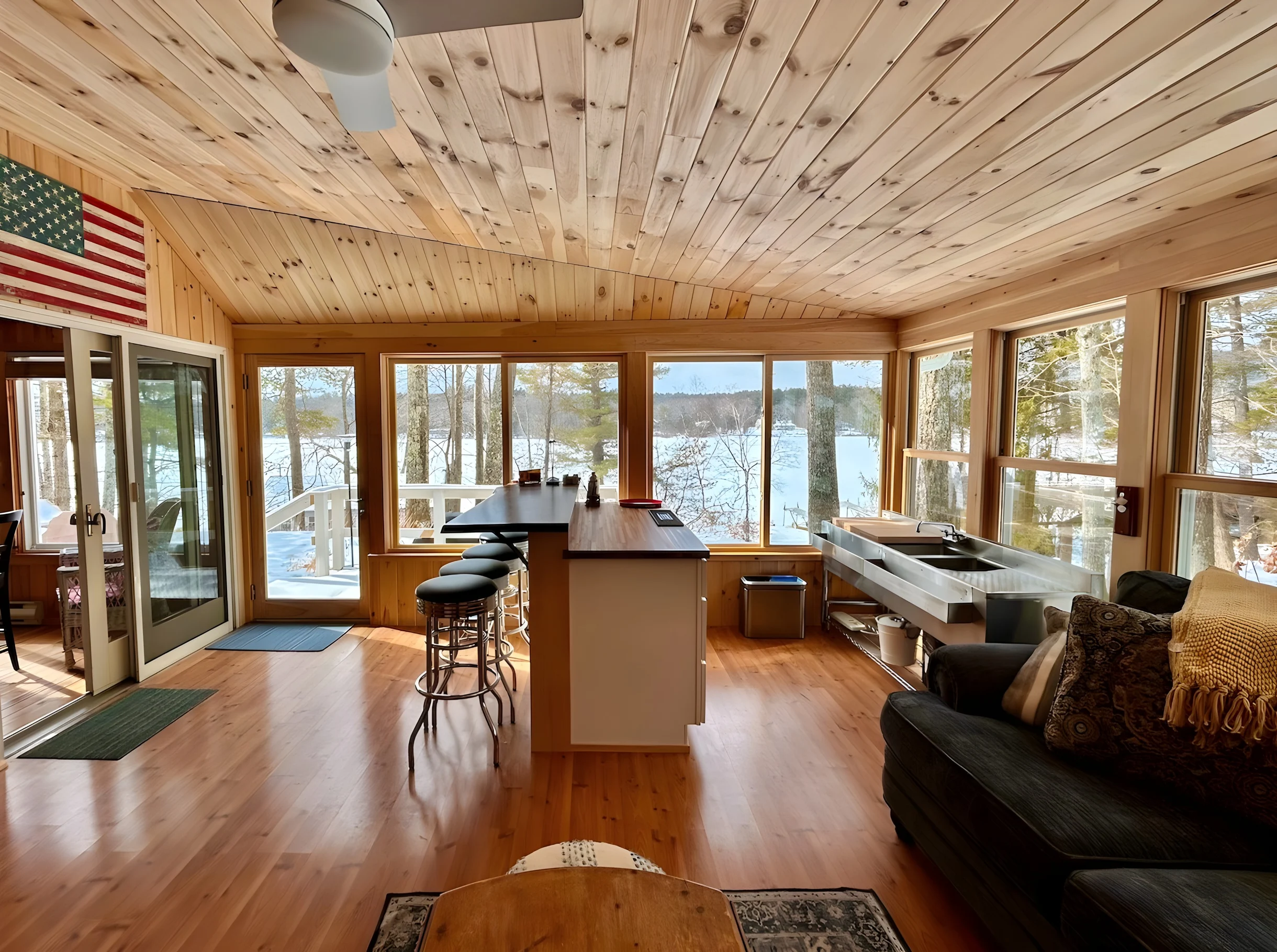 Home in Monterey property photo 5