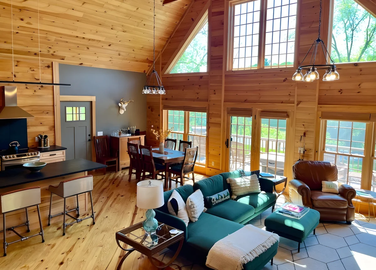 Home in Housatonic property photo 4