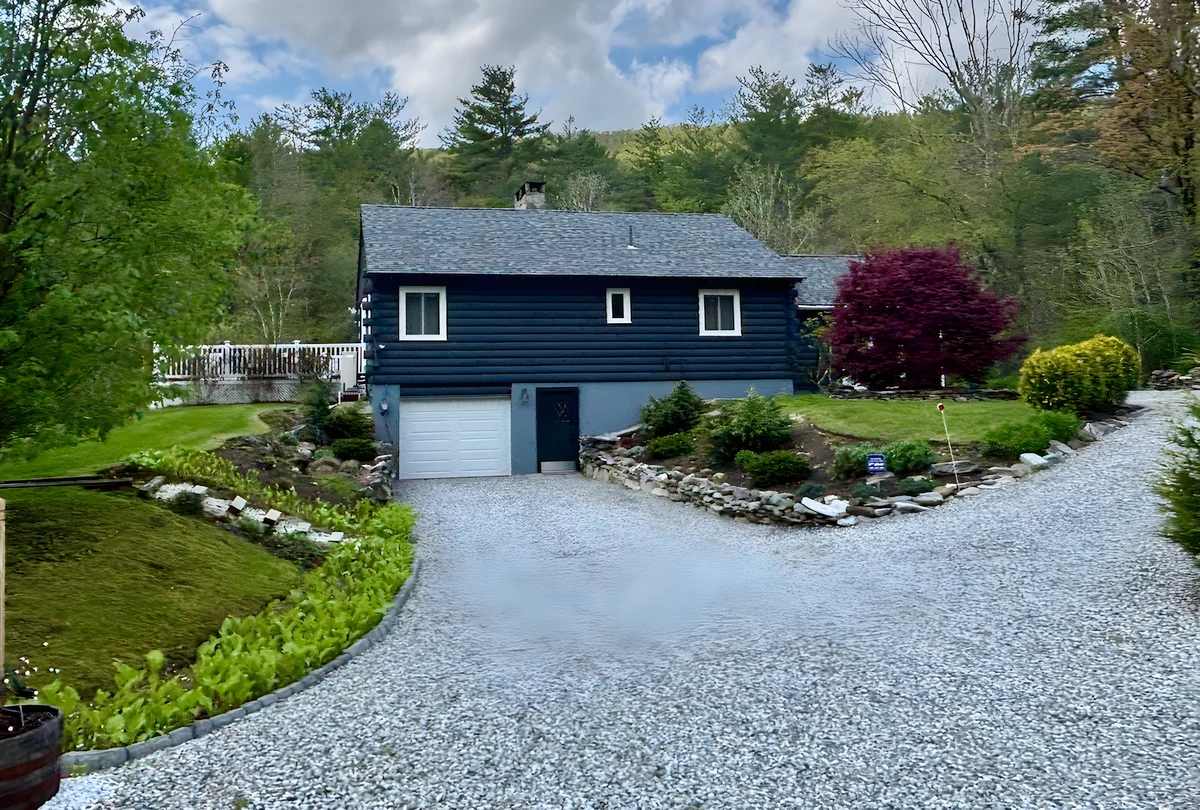 Home in Alford property photo 5