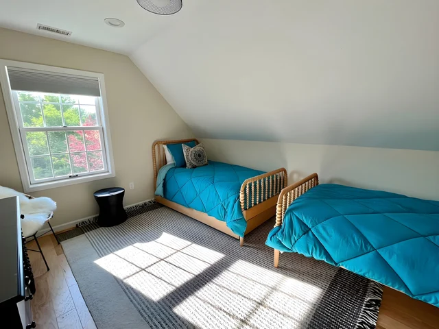 Bedroom 4 image 1