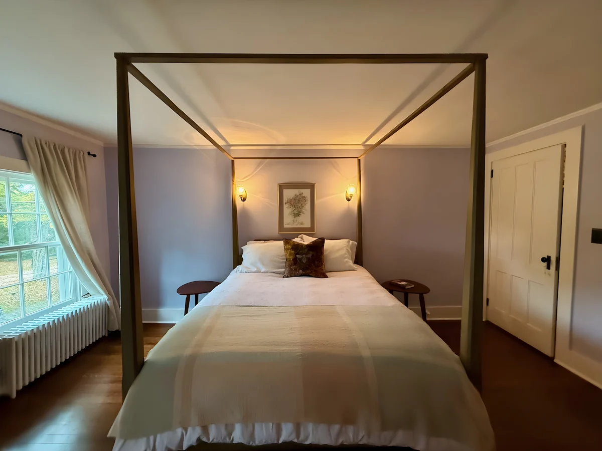 Bedroom 8 image 1