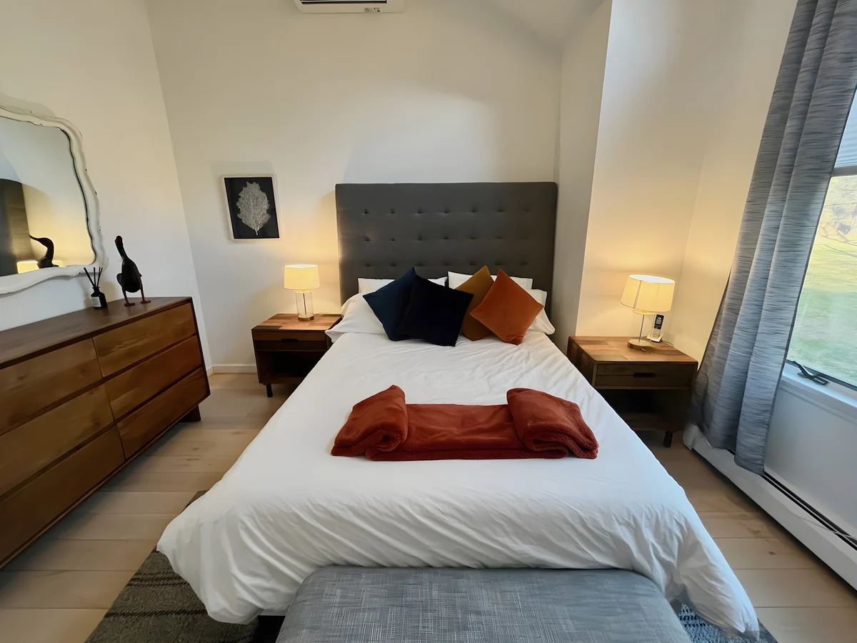 Bedroom 3 image 1