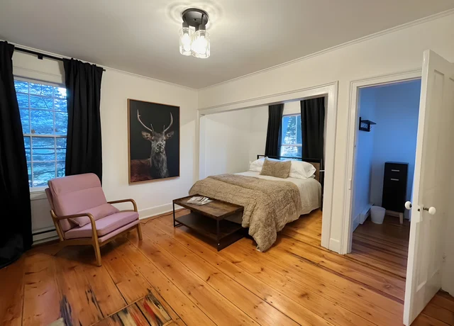 Bedroom 2 image 1
