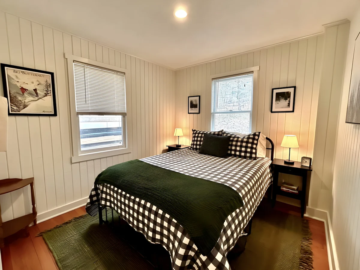 Bedroom 3 image 1