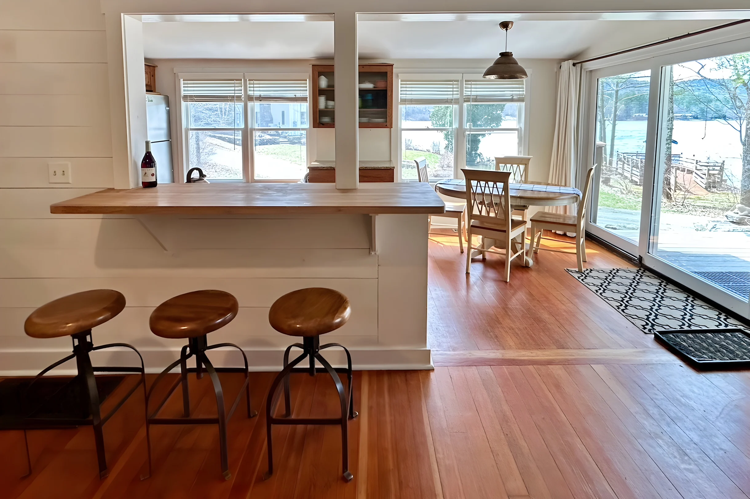 Home in Monterey property photo 2