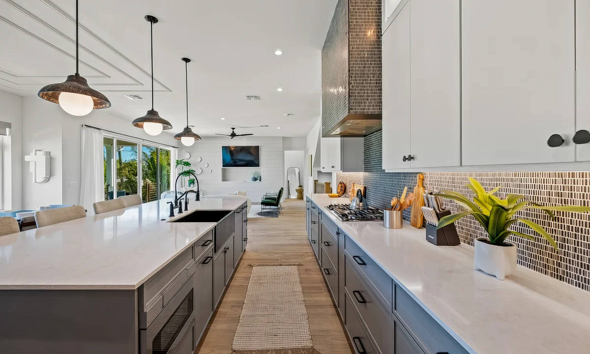 Wander Holmes Beach Breeze #7