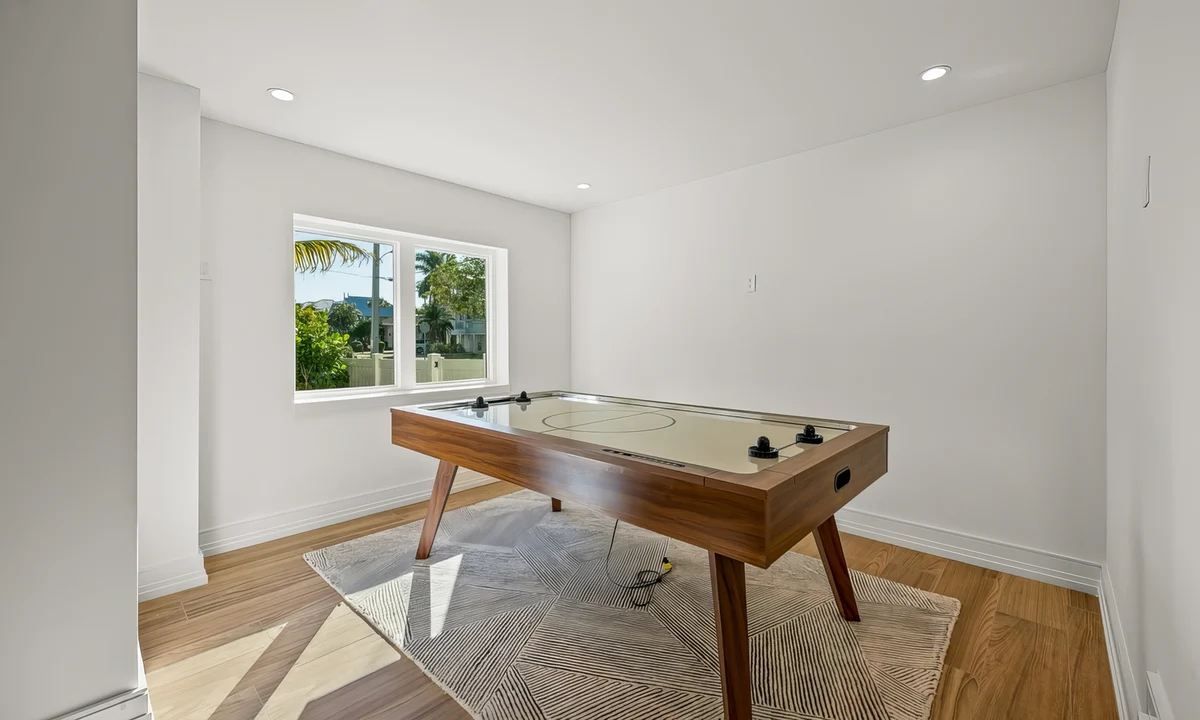 Wander Holmes Beach Breeze #12