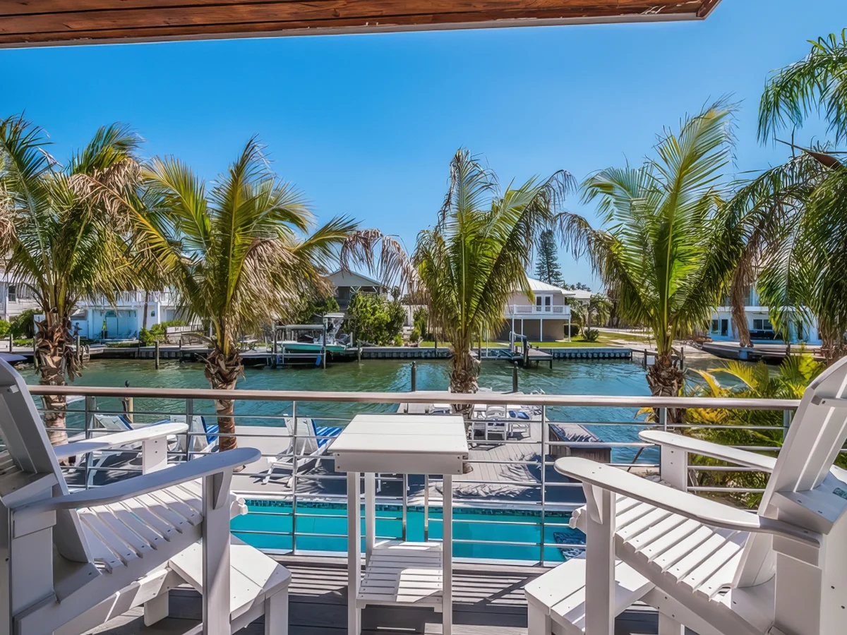 Wander Holmes Beach Canal #11