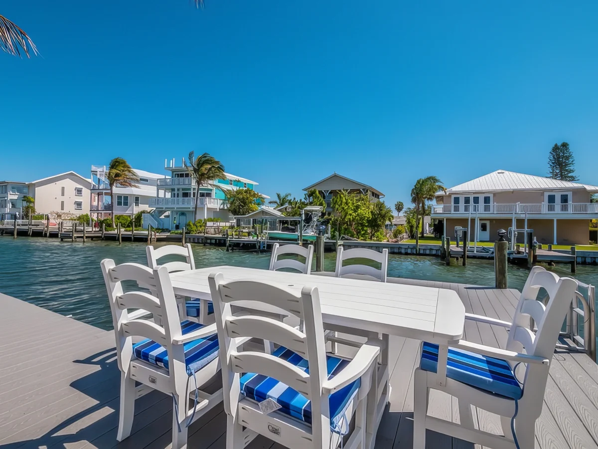 Wander Holmes Beach Canal #31