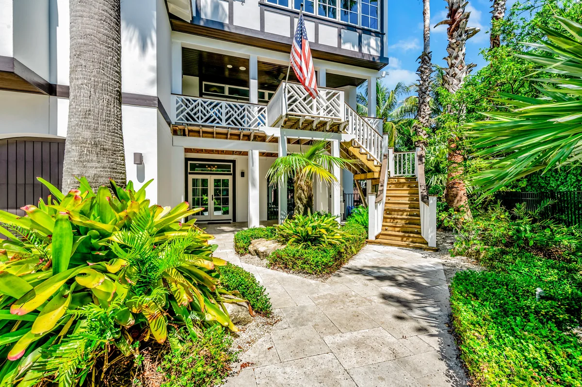 Wander Anna Maria Coast