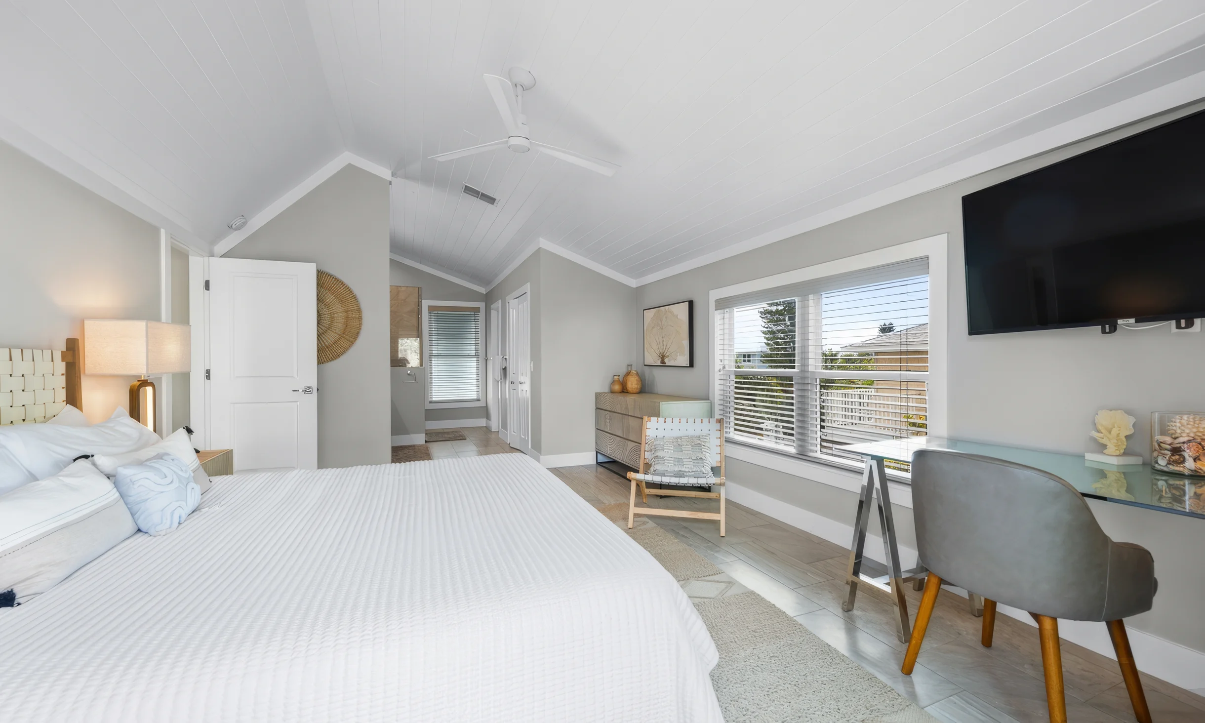 Wander Anna Maria Bayfront #50