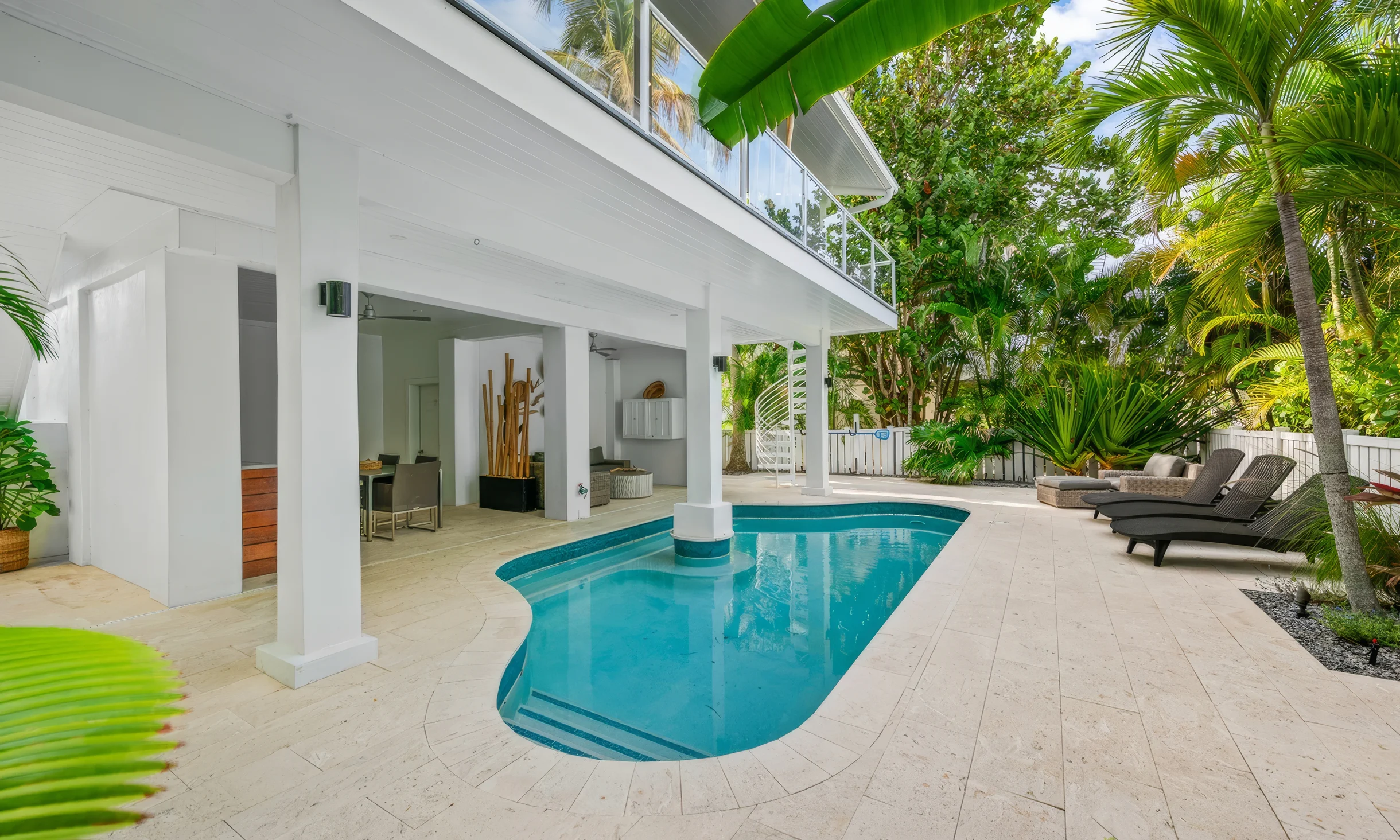 Wander Anna Maria Bayfront #61