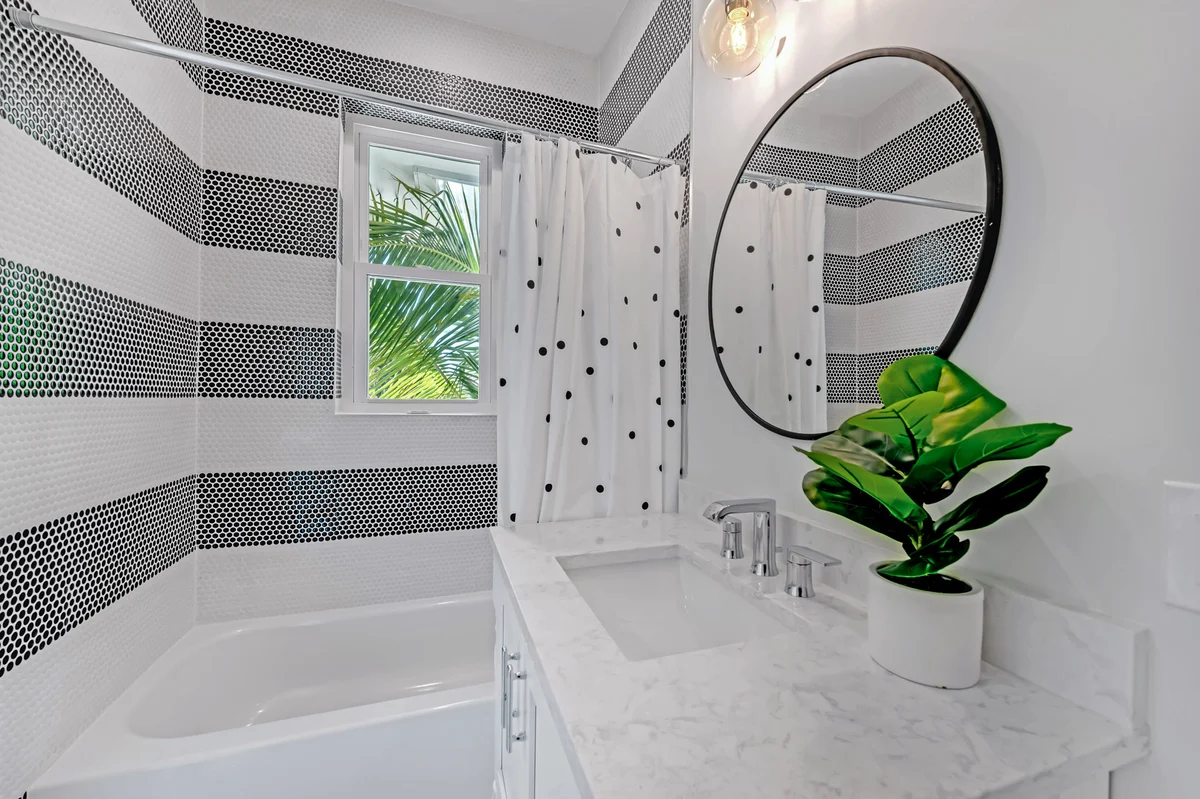 Wander Holmes Beach Rooftop