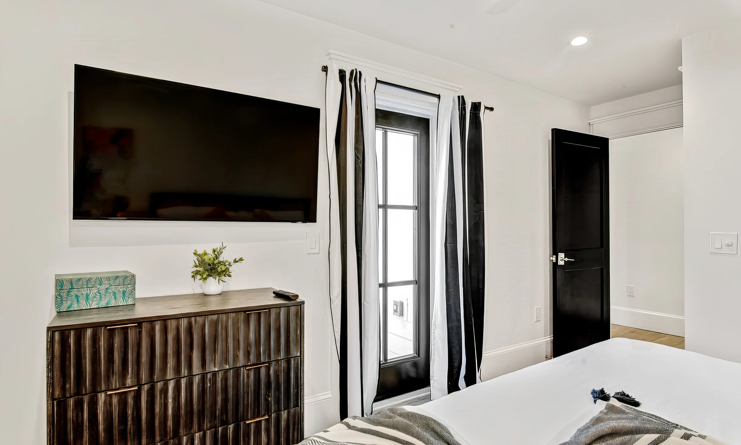 Wander Island Retreat #39