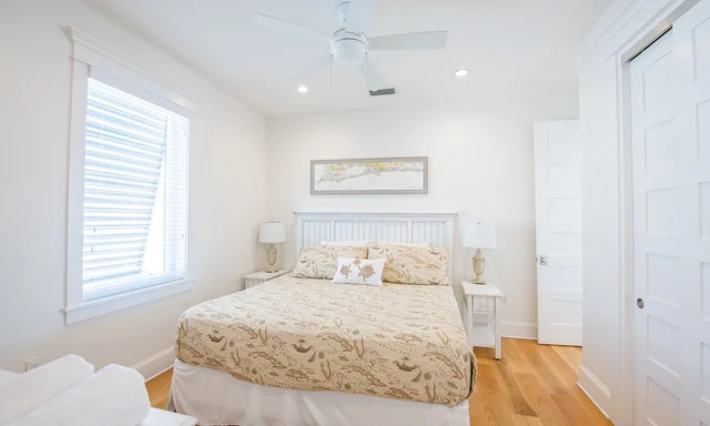 Bedroom 3 image 1