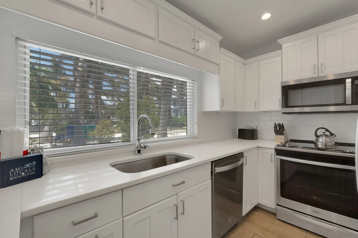 Wander Holmes Beach Golden #31