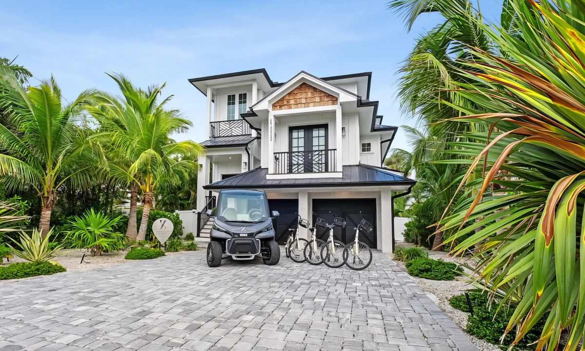 Home in Anna Maria property photo 4