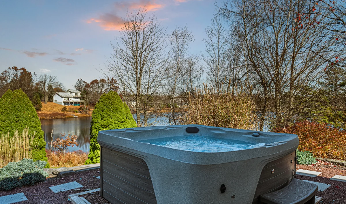 Wander Long Pond Waterfront