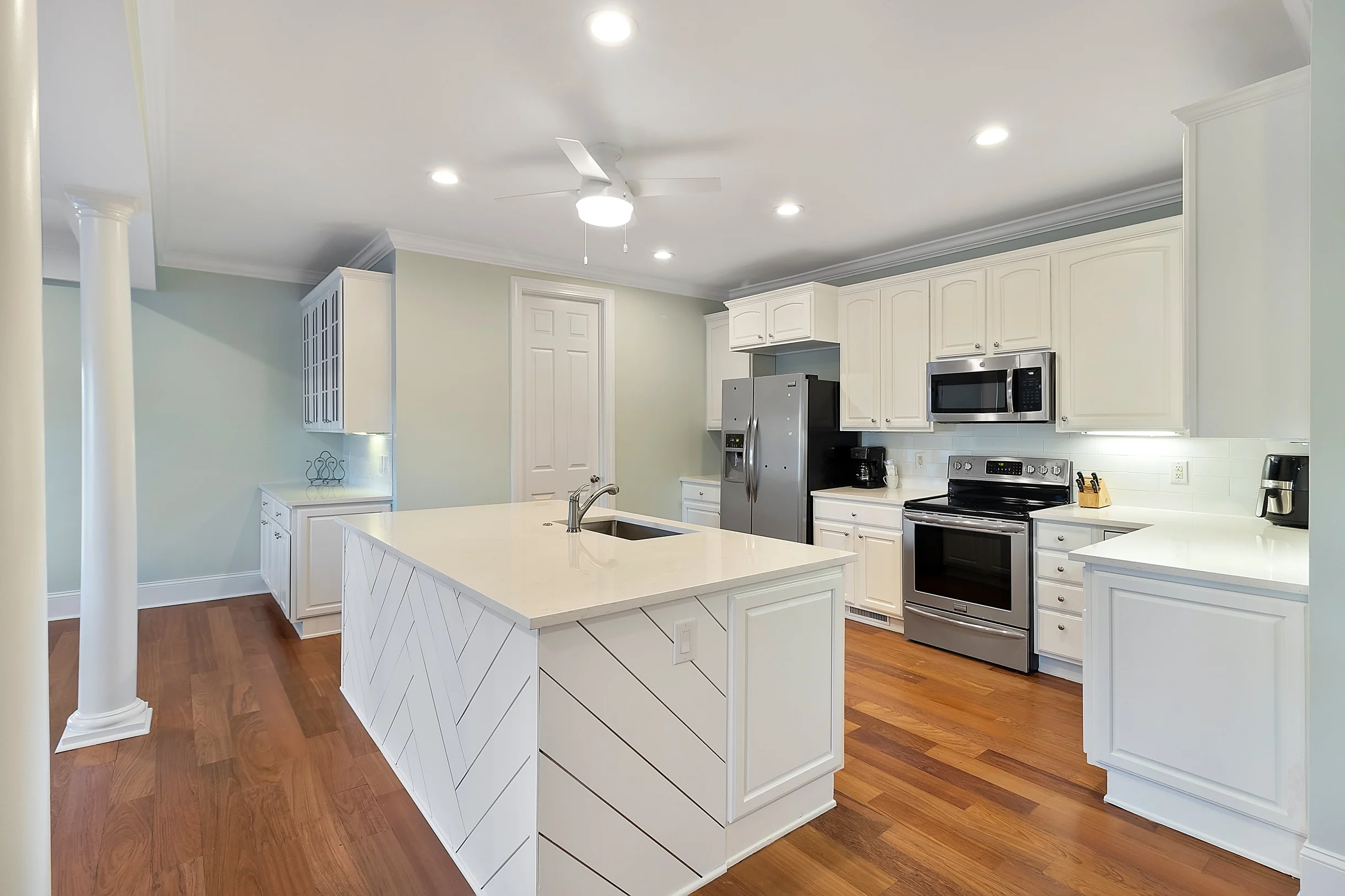 Wander Palms Waves #50