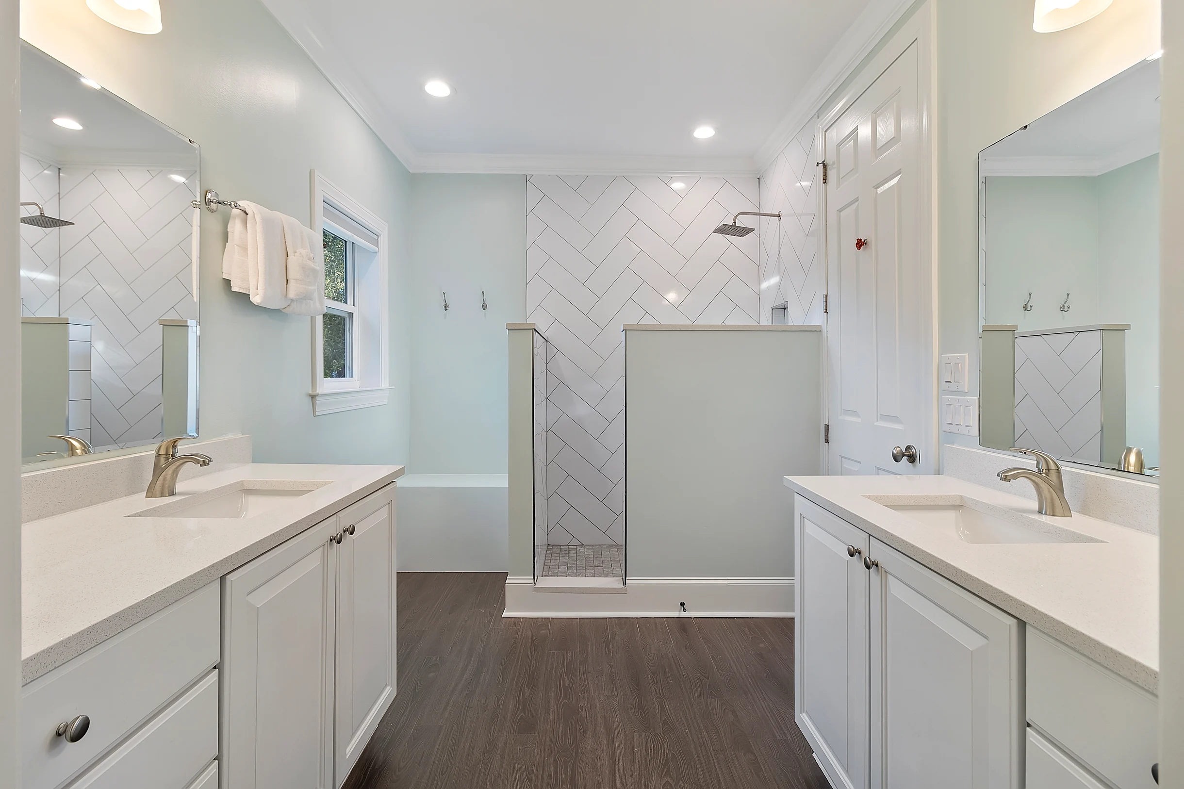 Wander Palms Waves #24