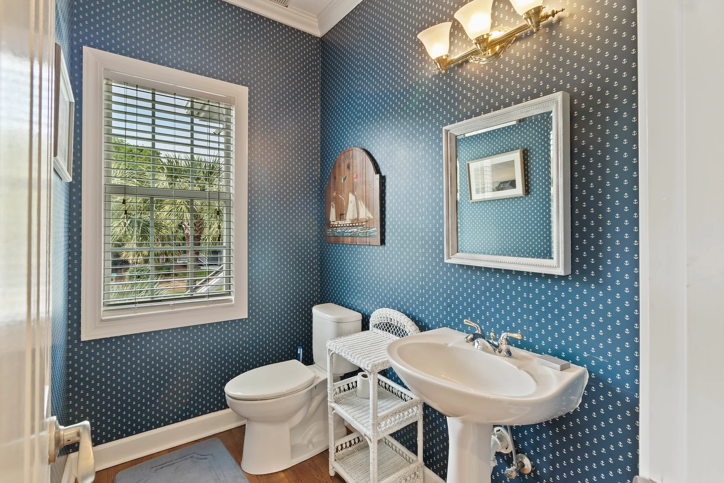 Wander Isle Golden #8