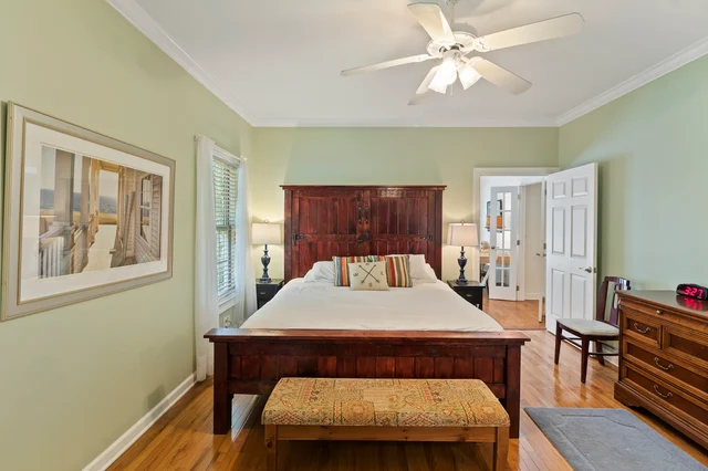 Bedroom 1 image 1