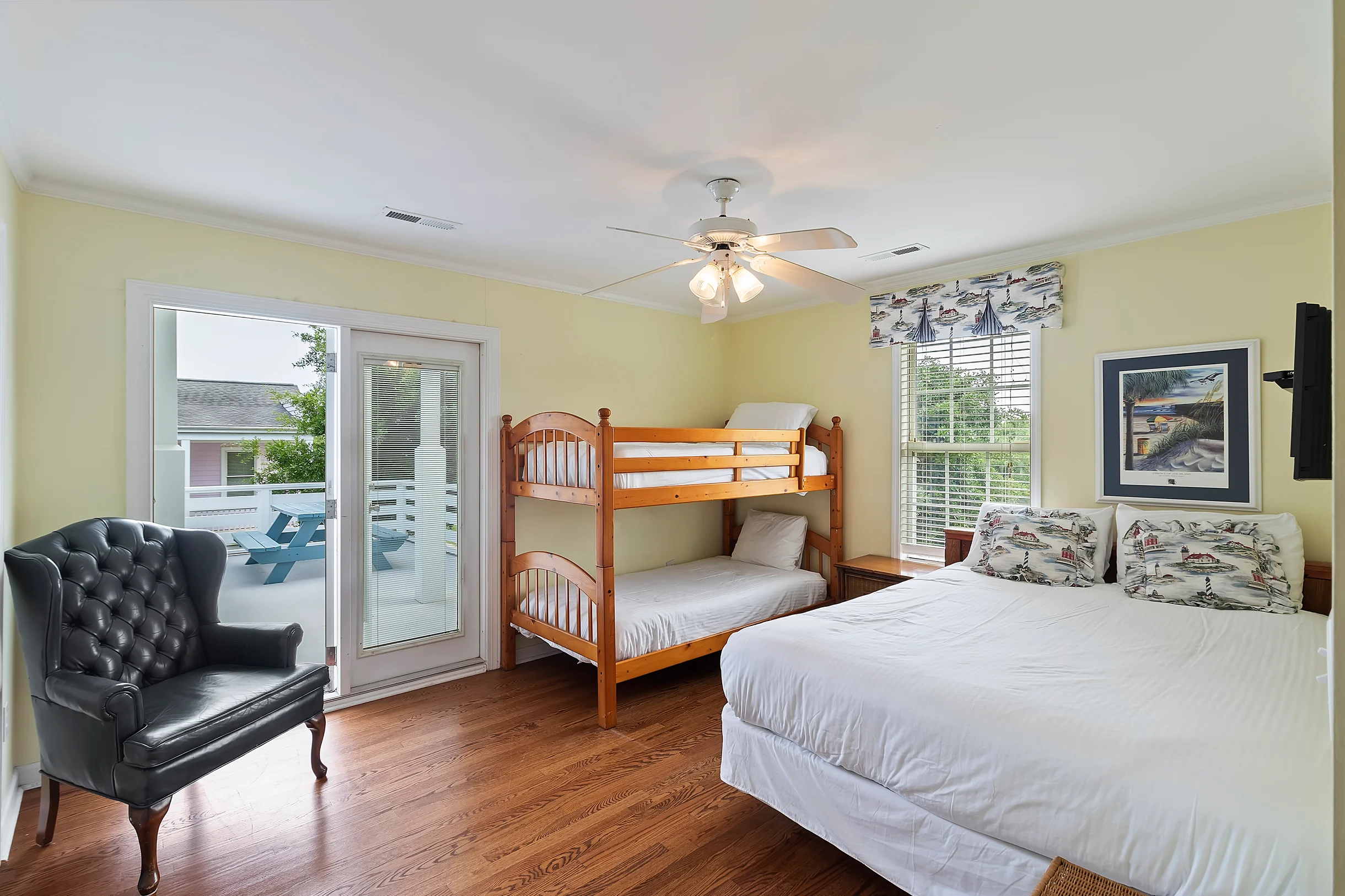 Wander Isle Golden #14