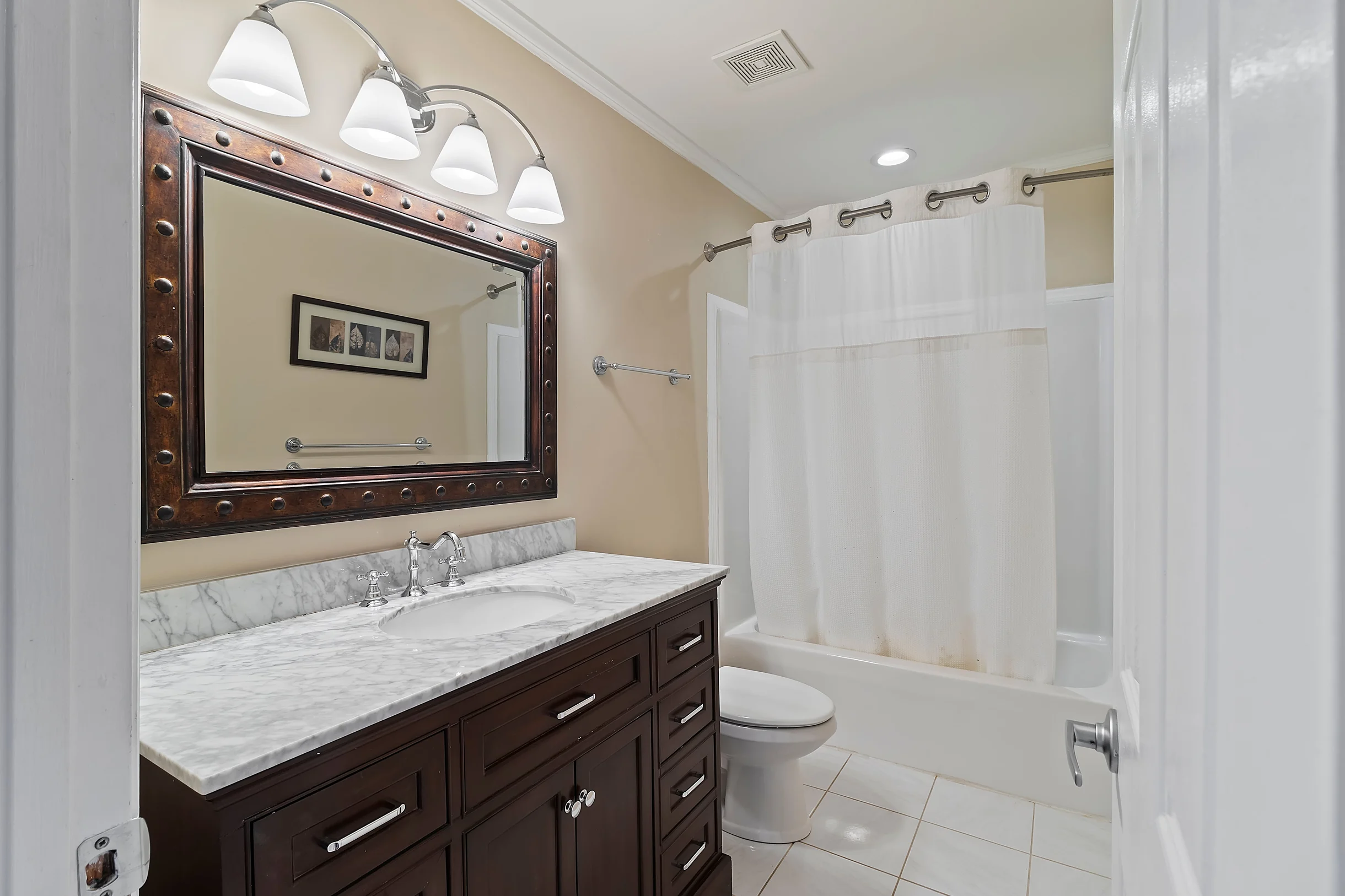 Wander Isle Golden #37