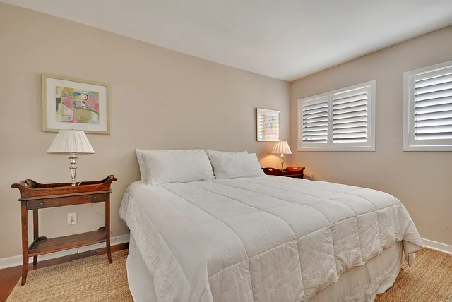Bedroom 1 image 1