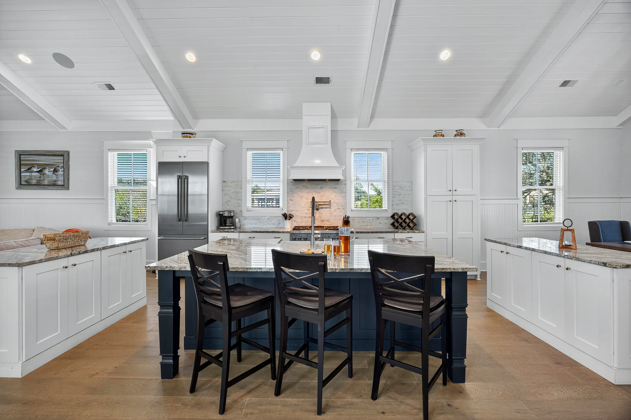 AV3-23: 3 23rd Avenue #13